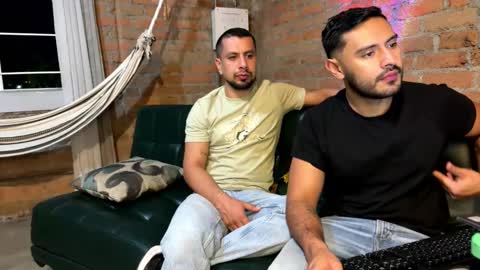 edwreyes_ online show from March 1, 2026, 2:46 am