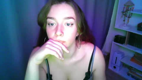 effie_balconii online show from November 1, 2025, 6:37 am