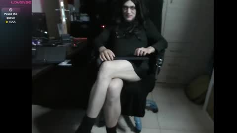 efi_crossou online show from November 6, 2025, 12:44 am