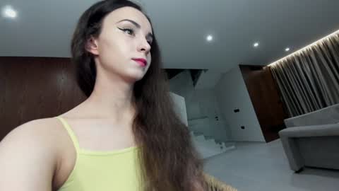 Snapshot of ehotlovea chatting on December 23, 2025, 3:48 am Erik and Alice online show from December 23, 2025, 3:48 am