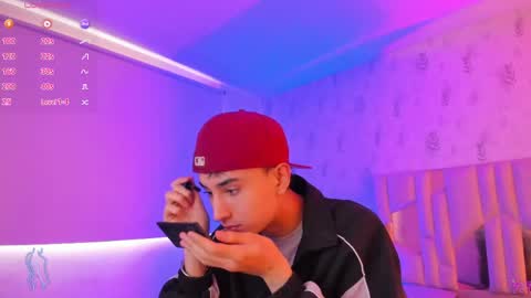 eidan_tay online show from May 12, 2026, 12:35 pm