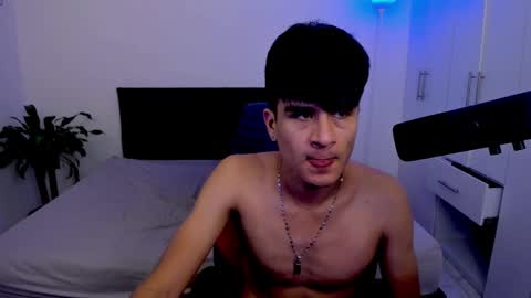 eiden_allenx1 online show from February 4, 2025, 11:49 am