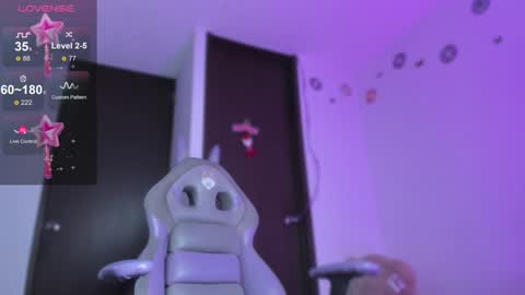 eileen_pinkman online show from January 13, 2025, 9:52 am