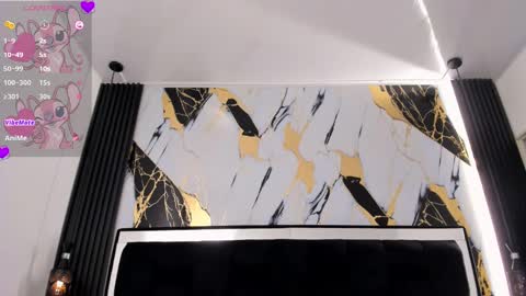 eileenn tanihara online show from February 4, 2025, 11:27 am