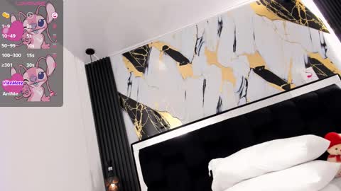 eileenn tanihara online show from February 26, 2025, 6:47 am