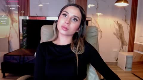 Eimy rose online show from June 6, 2026, 8:24 pm