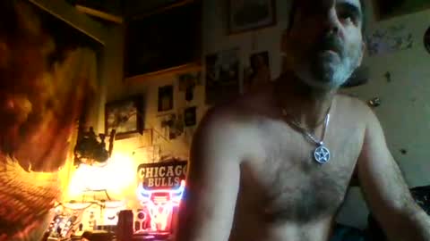 einstien7996 online show from June 23, 2026, 2:53 am