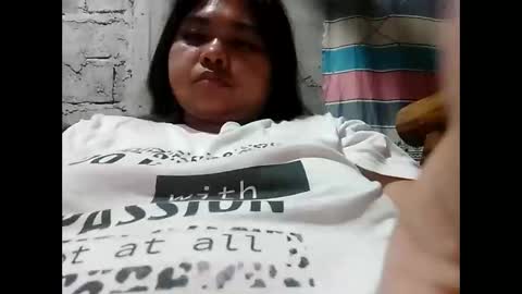 eirma7991 online show from April 6, 2026, 9:16 pm