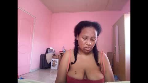 Eirondra Valeen online show from January 13, 2026, 10:42 am