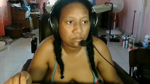 Eirondra Valeen online show from March 18, 2026, 1:14 pm