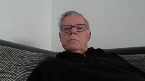 eisbaer1957 online show from February 23, 2025, 7:44 am