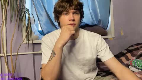 Snapshot of eitanhere chatting on November 21, 2025, 9:30 am Eitan online show from November 21, 2025, 9:30 am