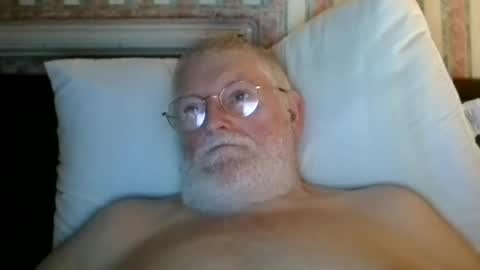 eketman1964 online show from September 30, 2025, 10:59 pm