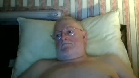 eketman1964 online show from October 23, 2025, 11:24 pm