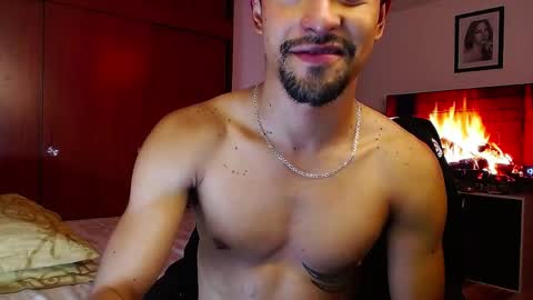 xoxo online show from April 8, 2026, 12:10 am