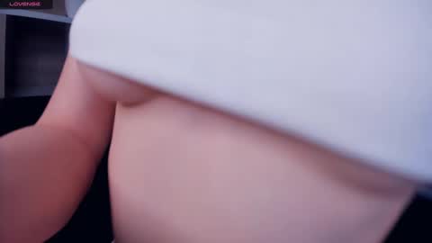 Elis 3 online show from February 18, 2025, 2:27 am