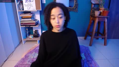 Snapshot of ela_0 chatting on October 28, 2025, 7:23 am Ela  Help me reach 100 thumbs up online show from October 28, 2025, 7:23 am