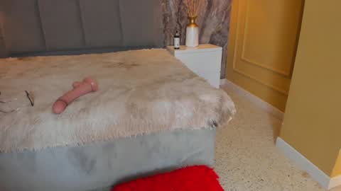   online show from December 10, 2024, 5:22 pm