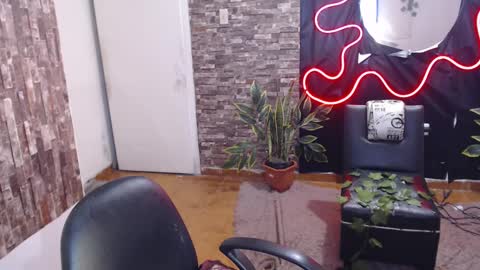 ELA  online show from December 6, 2024, 8:29 pm