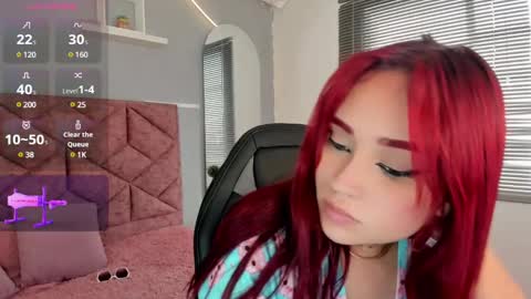 Elaia online show from March 3, 2025, 7:28 pm