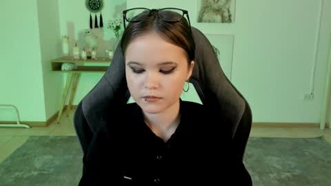 Your sweet girl online show from January 15, 2025, 7:23 pm