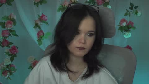 Your sweet girl online show from February 7, 2025, 10:52 pm