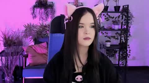 Your sweet girl online show from December 17, 2025, 8:15 pm