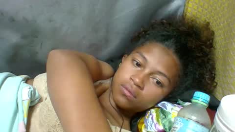 elaliealdy online show from October 14, 2025, 6:42 pm