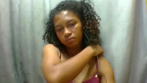 elaliealdy online show from October 29, 2025, 6:31 pm