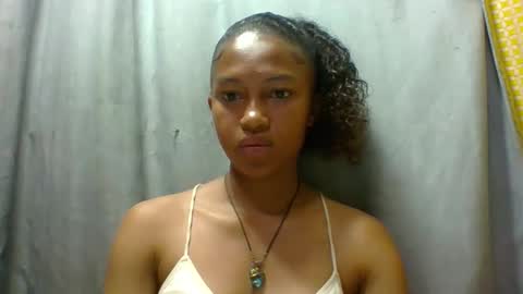 elaliealdy online show from November 2, 2025, 6:38 am