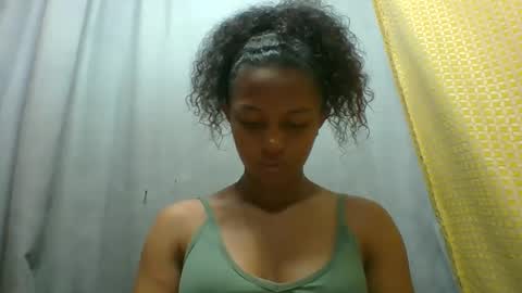 elaliealdy online show from March 20, 2026, 7:35 am