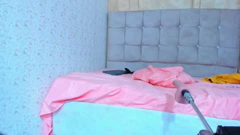 Ela  online show from December 9, 2024, 8:33 am