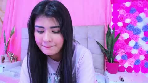 Ela  online show from February 3, 2025, 1:52 am