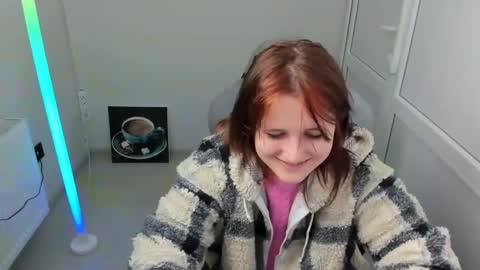 Evie online show from May 15, 2026, 6:42 am