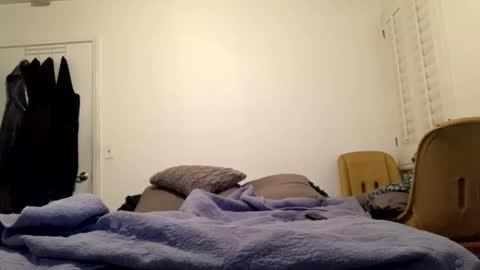 elckdog online show from October 27, 2025, 5:00 am