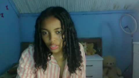 Snapshot of eldie69 chatting on October 24, 2025, 9:22 pm eldie69 online show from October 24, 2025, 9:22 pm