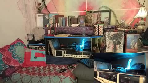 Snapshot of eleazar_blake chatting on October 21, 2025, 5:52 am Sir Eleazar online show from October 21, 2025, 5:52 am