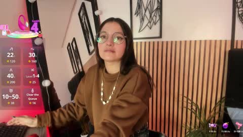 Elecktra online show from October 1, 2025, 7:42 pm