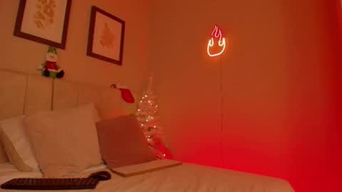 ELECTRA online show from December 5, 2025, 4:47 pm