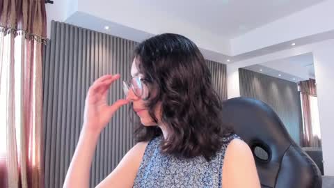 Electra online show from January 15, 2025, 2:13 pm