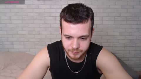 Snapshot of electric_smile chatting on April 24, 2026, 11:01 am Alex online show from April 24, 2026, 11:01 am