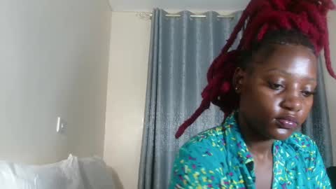 Snapshot of elegant_ebony chatting on February 16, 2025, 1:47 am Nika online show from February 16, 2025, 1:47 am