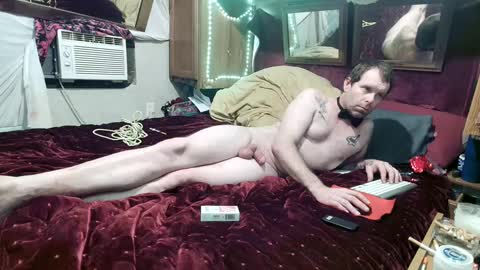 Snapshot of elegantdeviance69 chatting on February 9, 2025, 11:58 am ElegantDeviance69 online show from February 9, 2025, 11:58 am