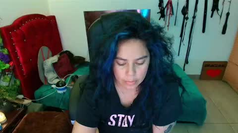 elektra online show from February 27, 2025, 4:43 pm