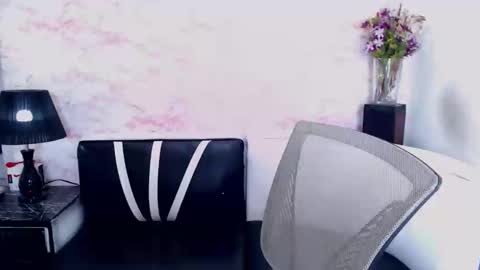 XIOMY   give LIKE on my page online show from March 11, 2025, 3:34 pm