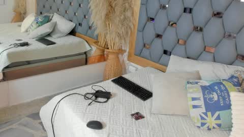 Elena online show from March 29, 2026, 2:06 pm