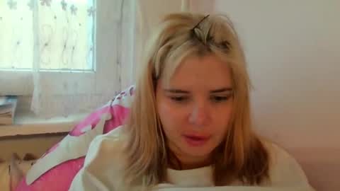 Elena online show from February 16, 2026, 3:52 pm