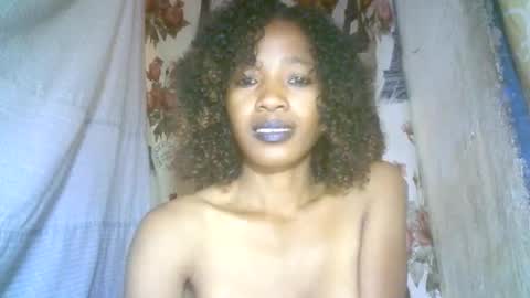 elenah013 online show from November 6, 2025, 5:08 am
