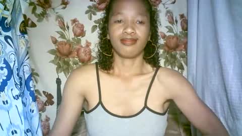 elenah013 online show from February 21, 2026, 9:21 am