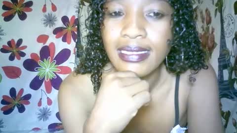 elenah013 online show from March 22, 2026, 8:07 am